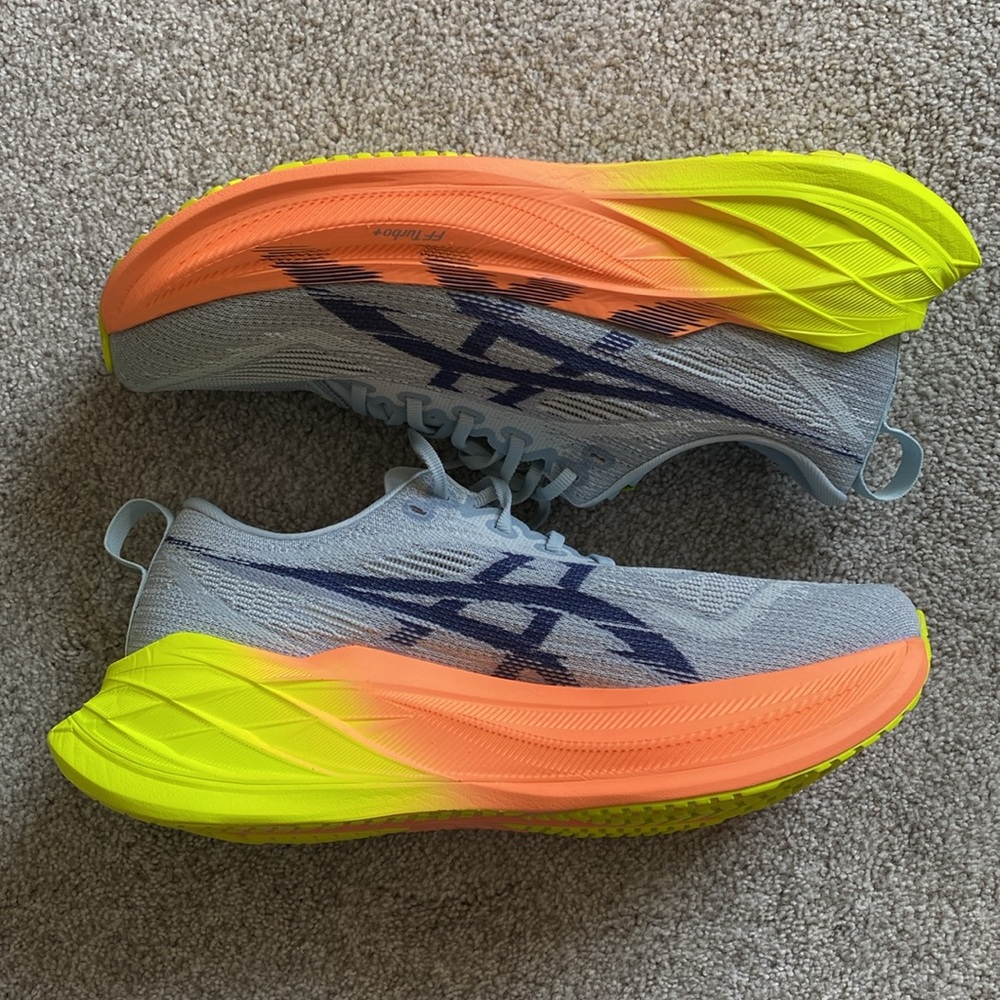 Asics Superblast 2 Paris